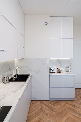 Большая угловая серо-белая кухня. Коллекция Джерси. Размер: 3850x2080x3020 мм  - 2
