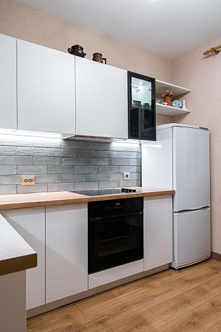 Угловая современная кухня с лаконичными ручками. Коллекция Моно. Размер: 2300 x 1950 мм  - 2
