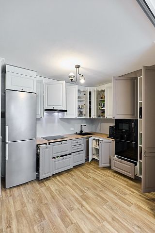 Классическая двухцветная кухня. Коллекция Палаццо. Размер: 2634 Х 2694 Х 2530 мм  - 2